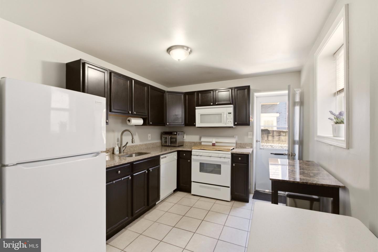 2512 S Philip St Property Photo 11
