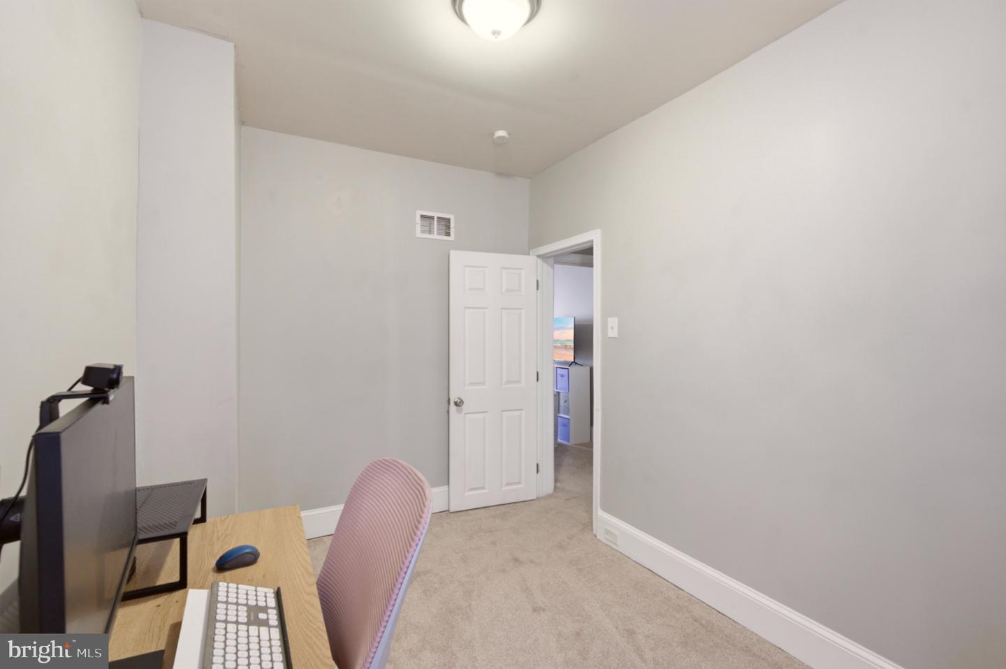 2512 S Philip St Property Photo 17