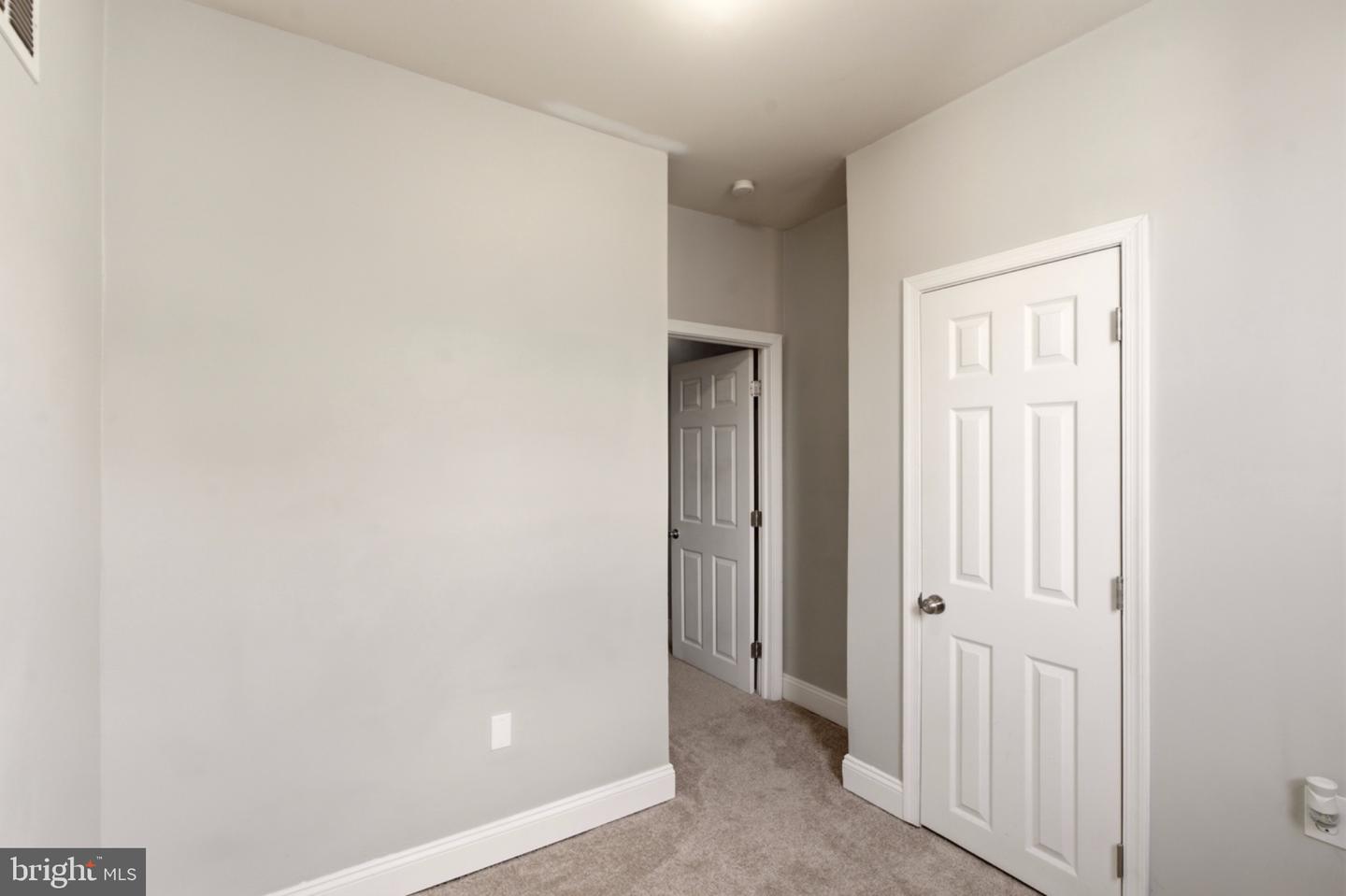 2512 S Philip St Property Photo 23