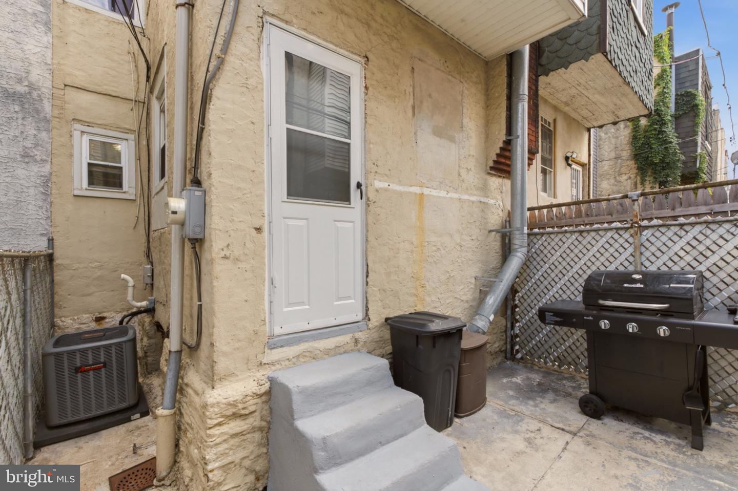2512 S Philip St Property Photo 30
