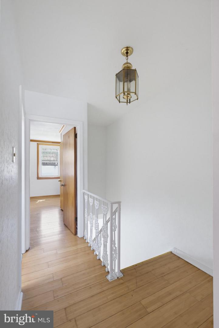 6714 Gillespie St Property Photo 14
