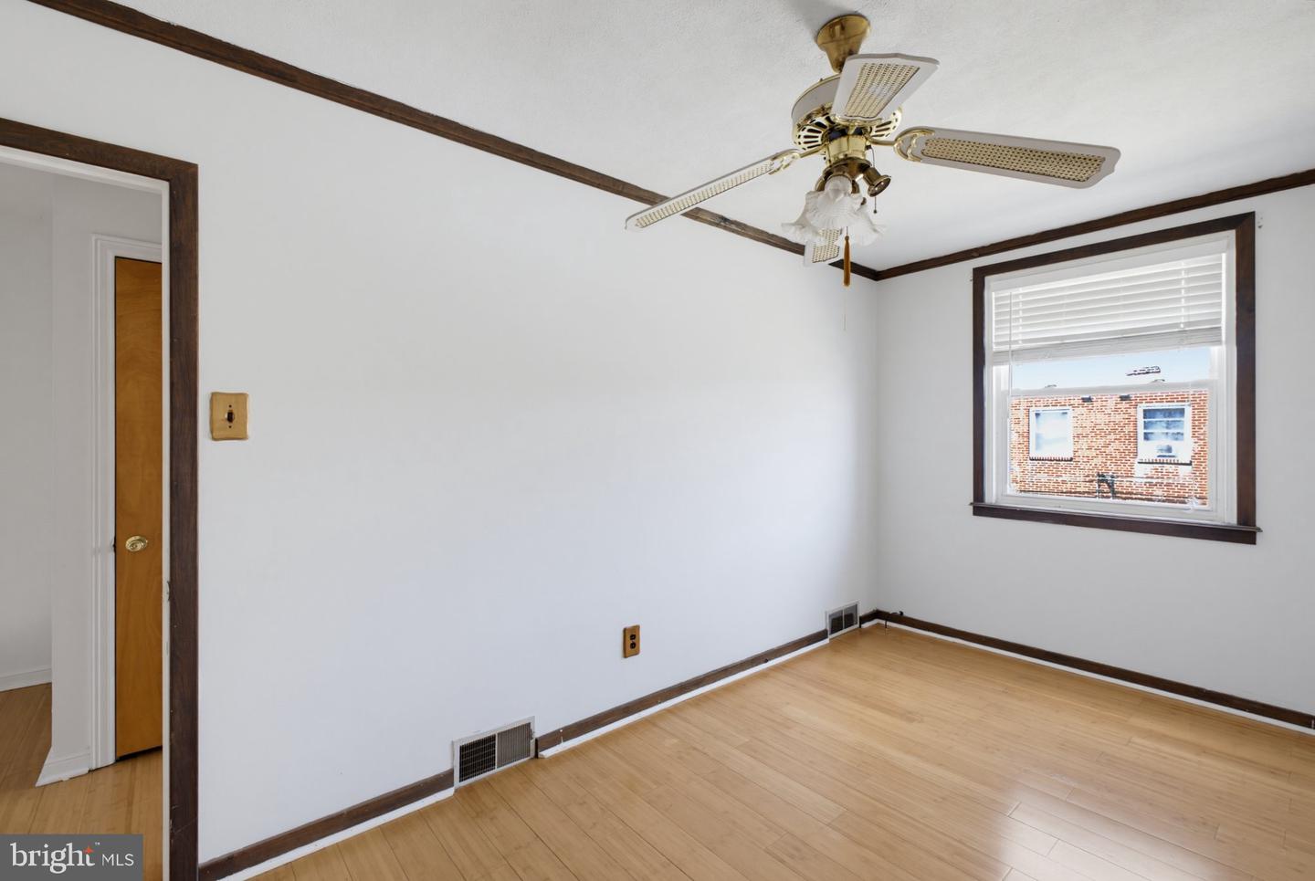 6714 Gillespie St Property Photo 18