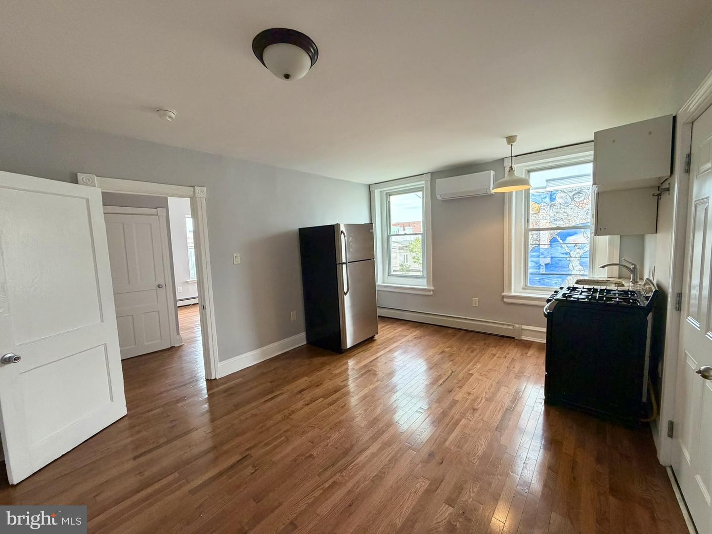 2938 W OXFORD ST #2R Property Photo 1