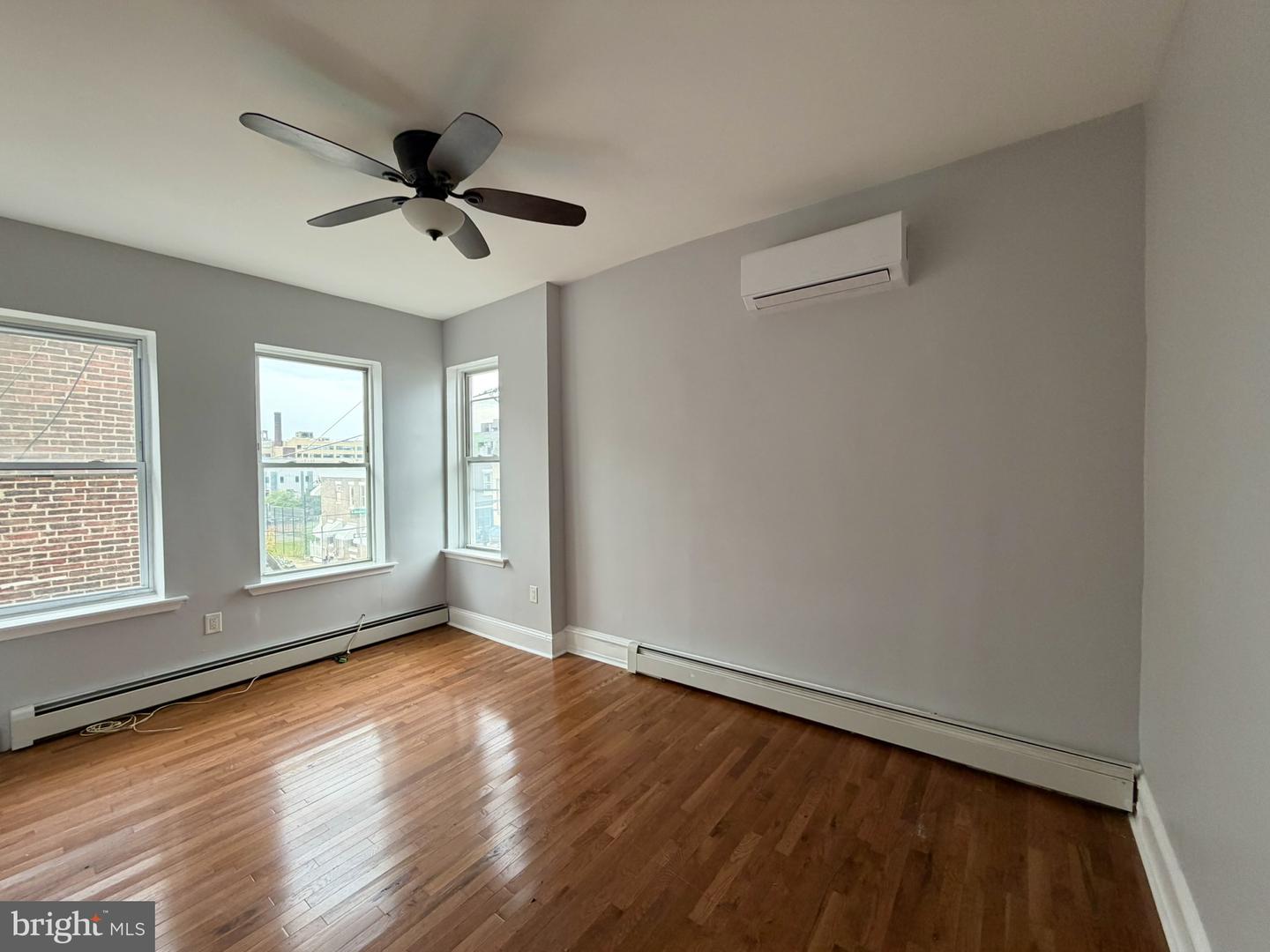 2938 W Oxford St #2r Property Photo 7