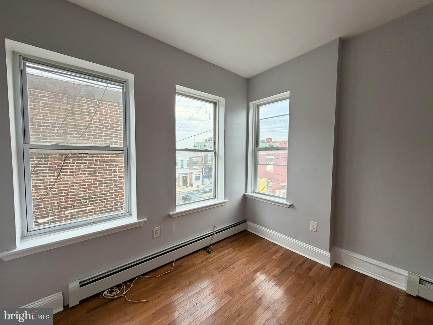 2938 W Oxford St #2r Property Photo 9