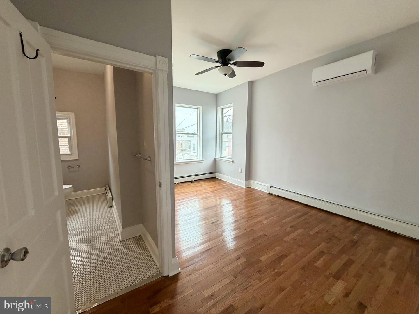 2938 W Oxford St #2r Property Photo 14