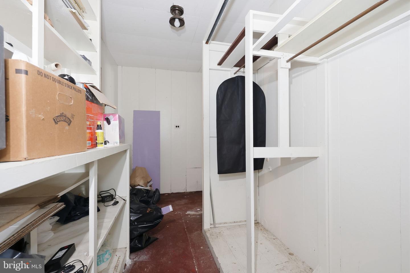 5602-08 Devon St Property Photo 17