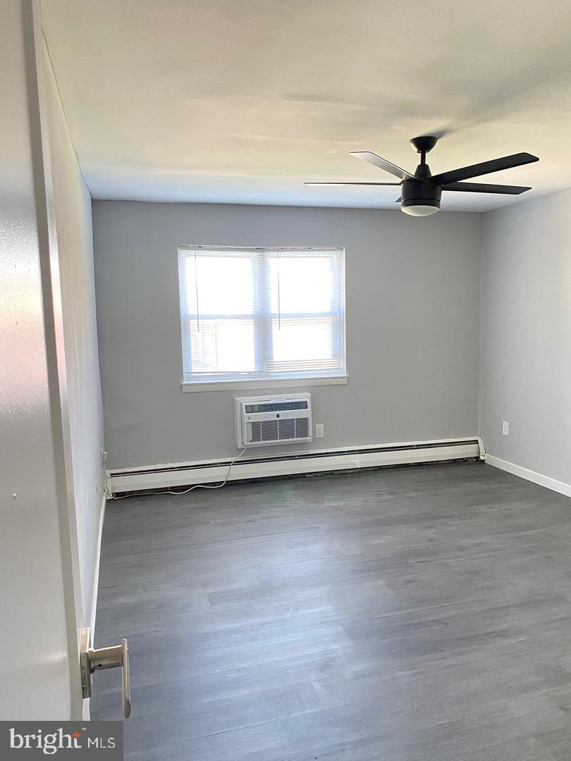 262-266 E Cliveden St #214 Property Photo 7