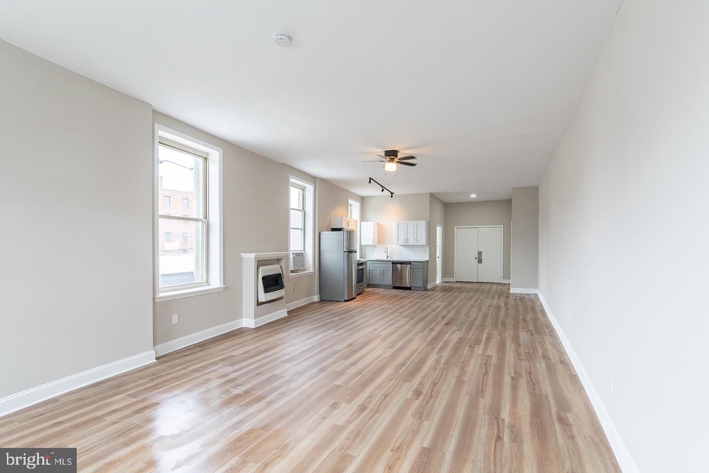 937 N 2nd St #unit 2f Property Photo 7