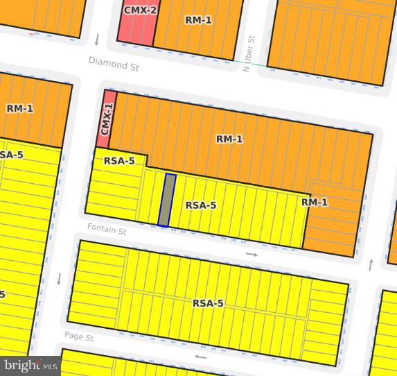 1937 Fontain St Property Photo 2