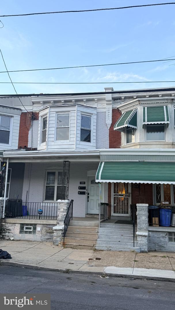 5449 Pine St #a Property Photo 2