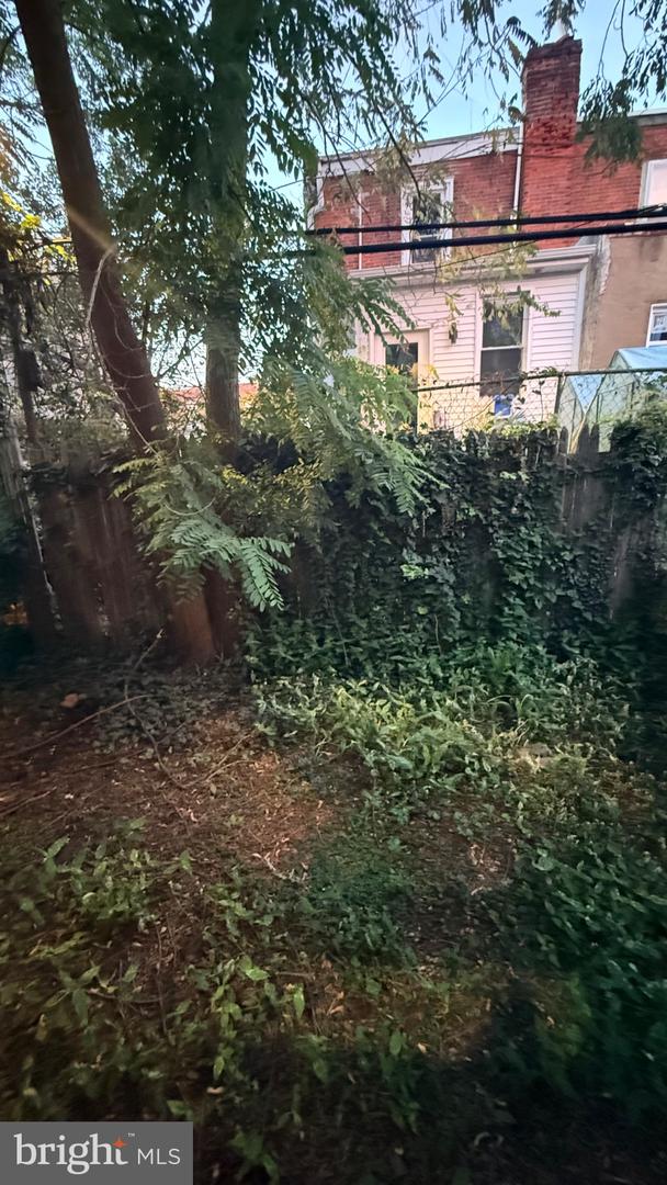 5449 Pine St #a Property Photo 16