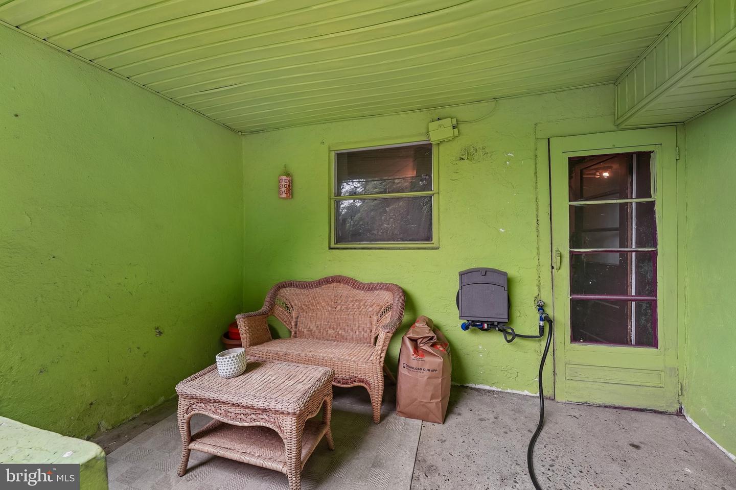 311 Carson St Property Photo 21