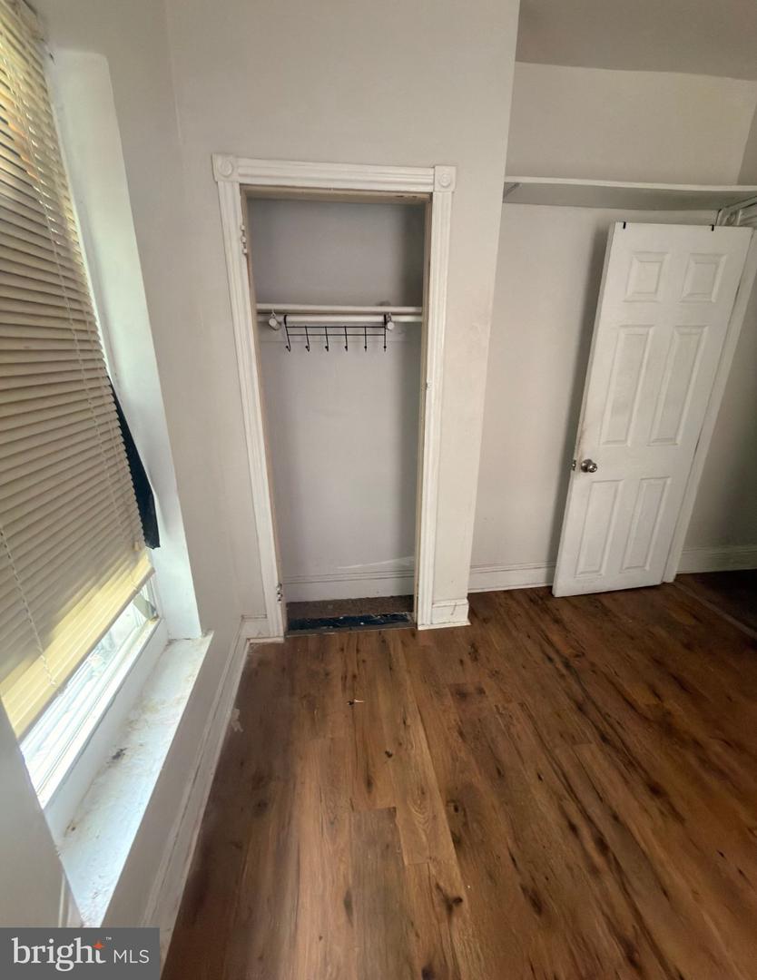 3251 Rorer St Property Photo 9