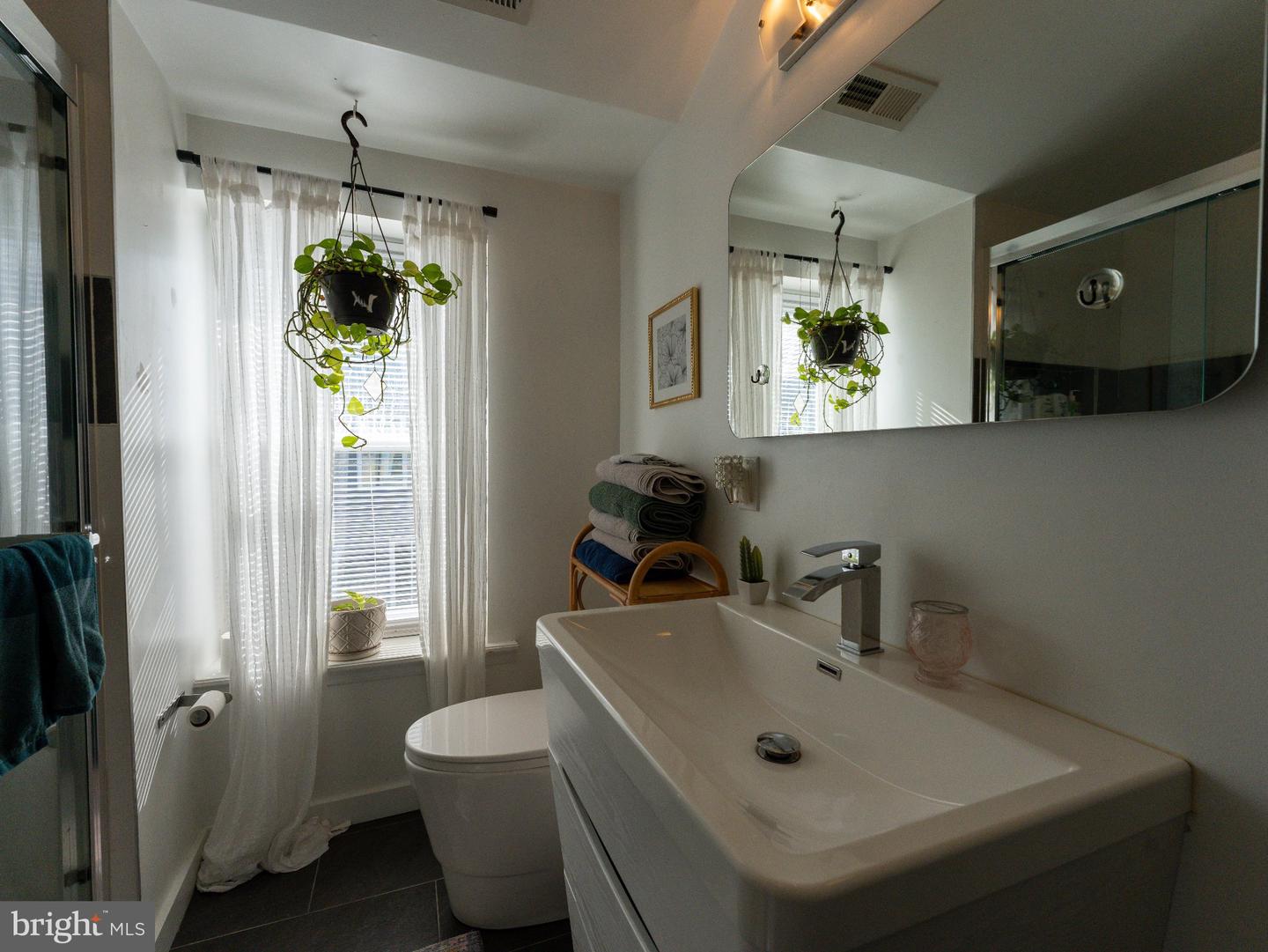 1431 N Howard St Property Photo 23