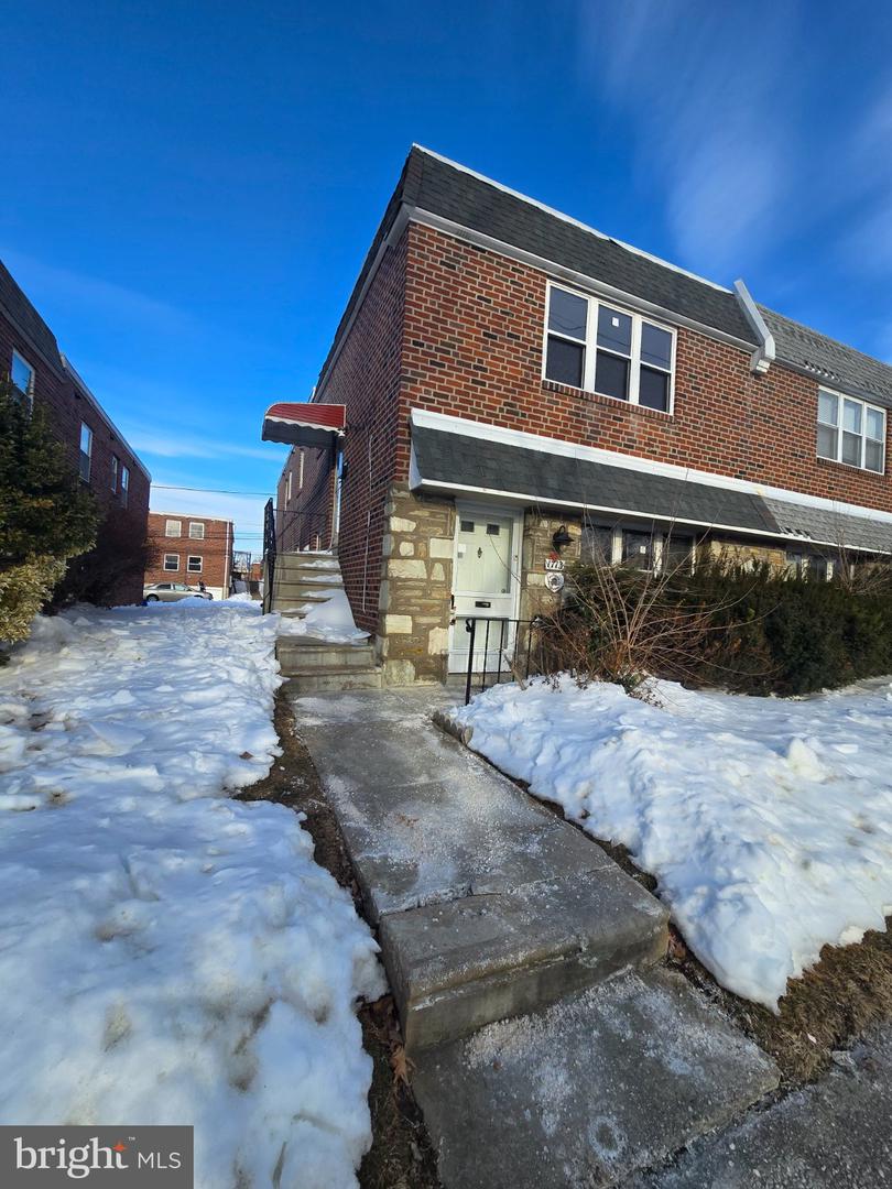 1717 Borbeck Ave Property Photo 1