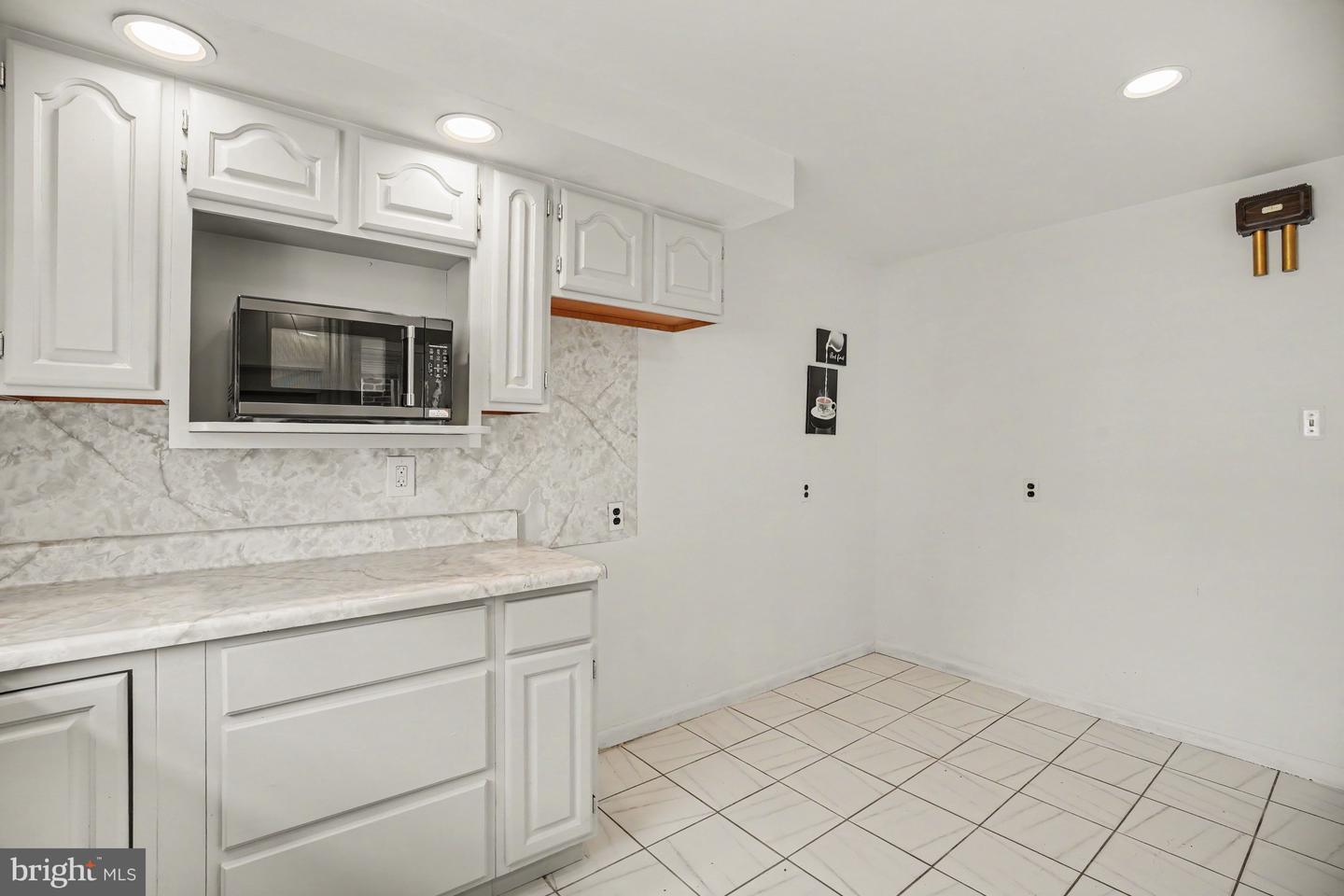 5020 D St Property Photo 15