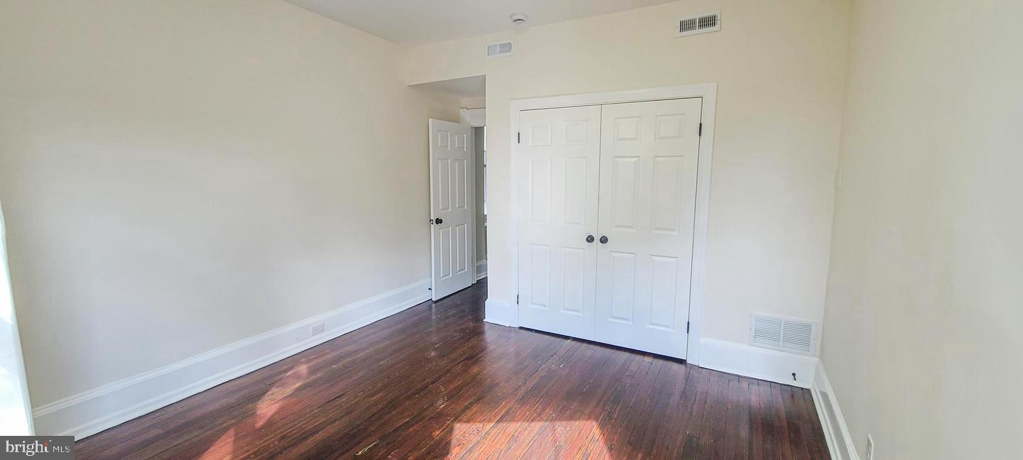 608 S 48th St Property Photo 23