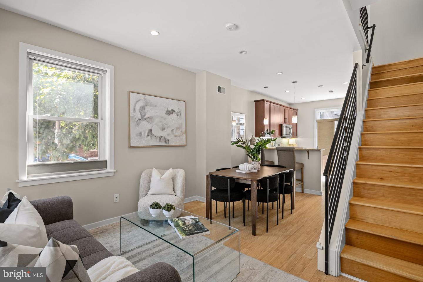 2400 Madison Sq Property Photo 2