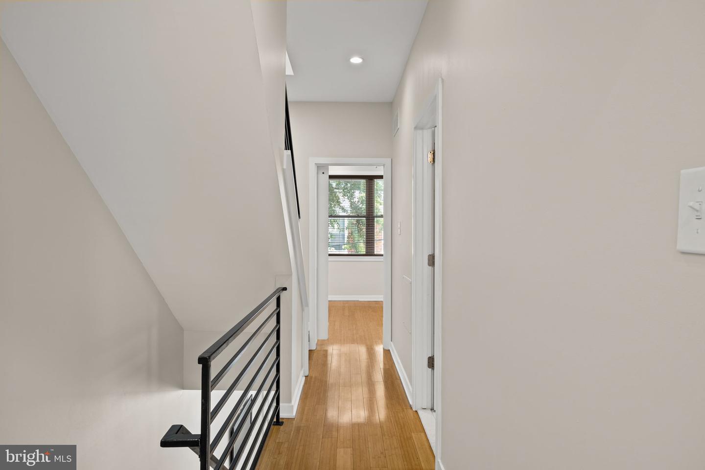 2400 Madison Sq Property Photo 18