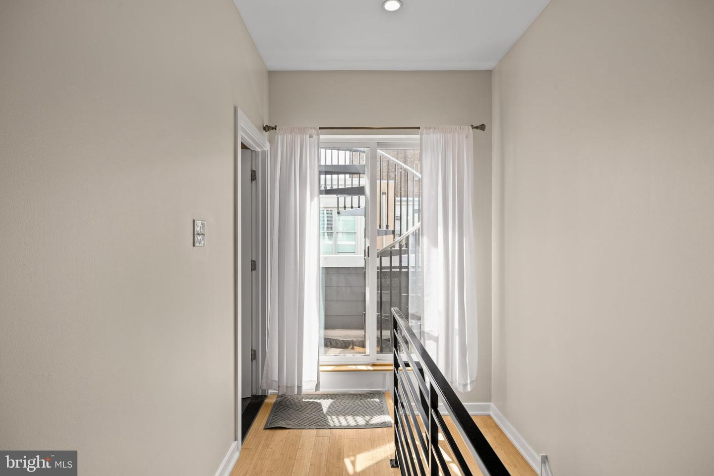 2400 Madison Sq Property Photo 32