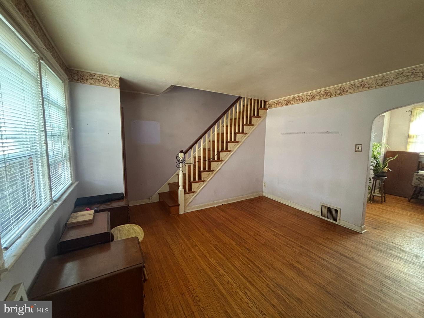 650 E Raymond Property Photo 2