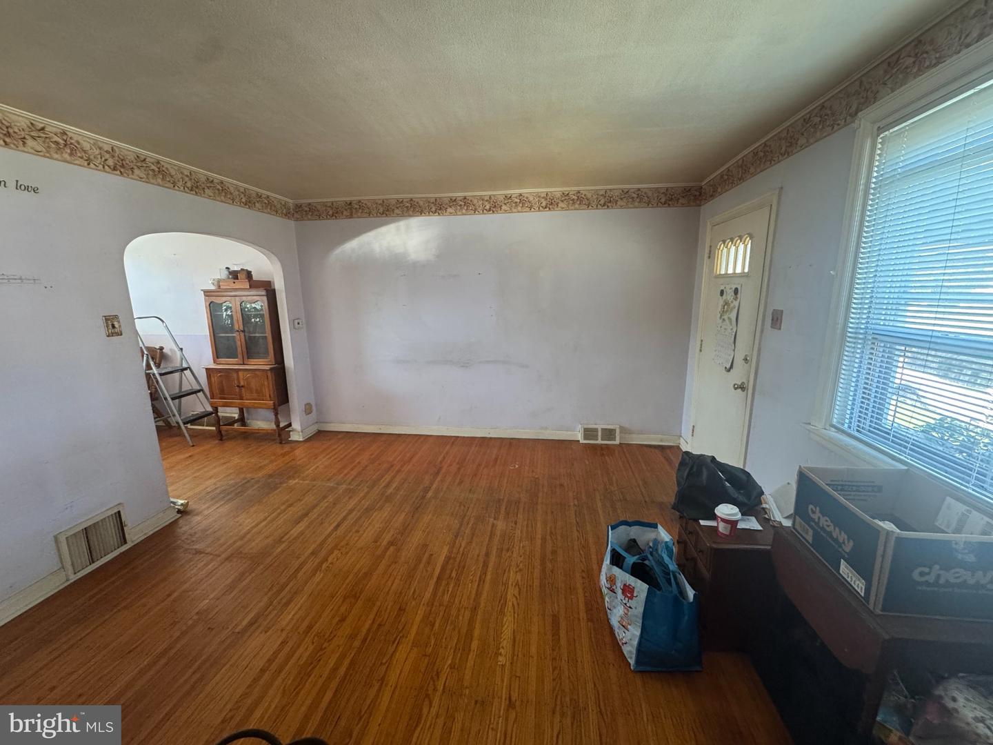 650 E Raymond Property Photo 3