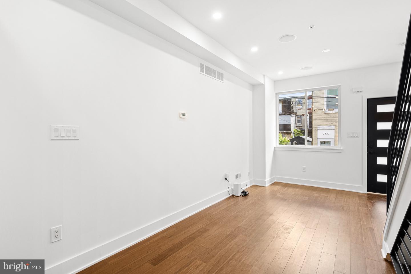 2322 N Mutter St Property Photo 13