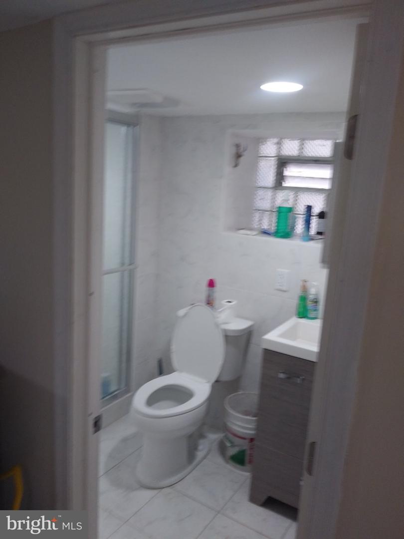 6324 Rising Sun Ave #b Property Photo 3