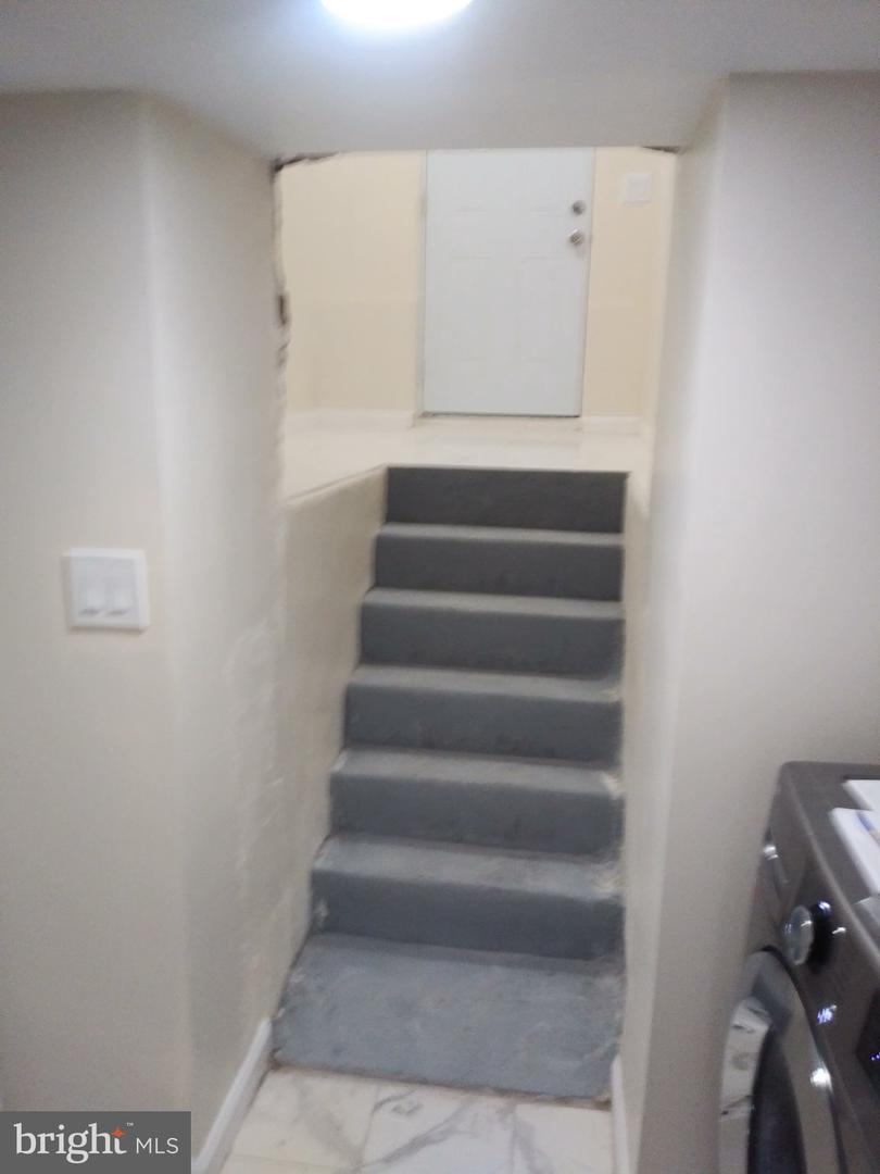 6324 Rising Sun Ave #b Property Photo 4
