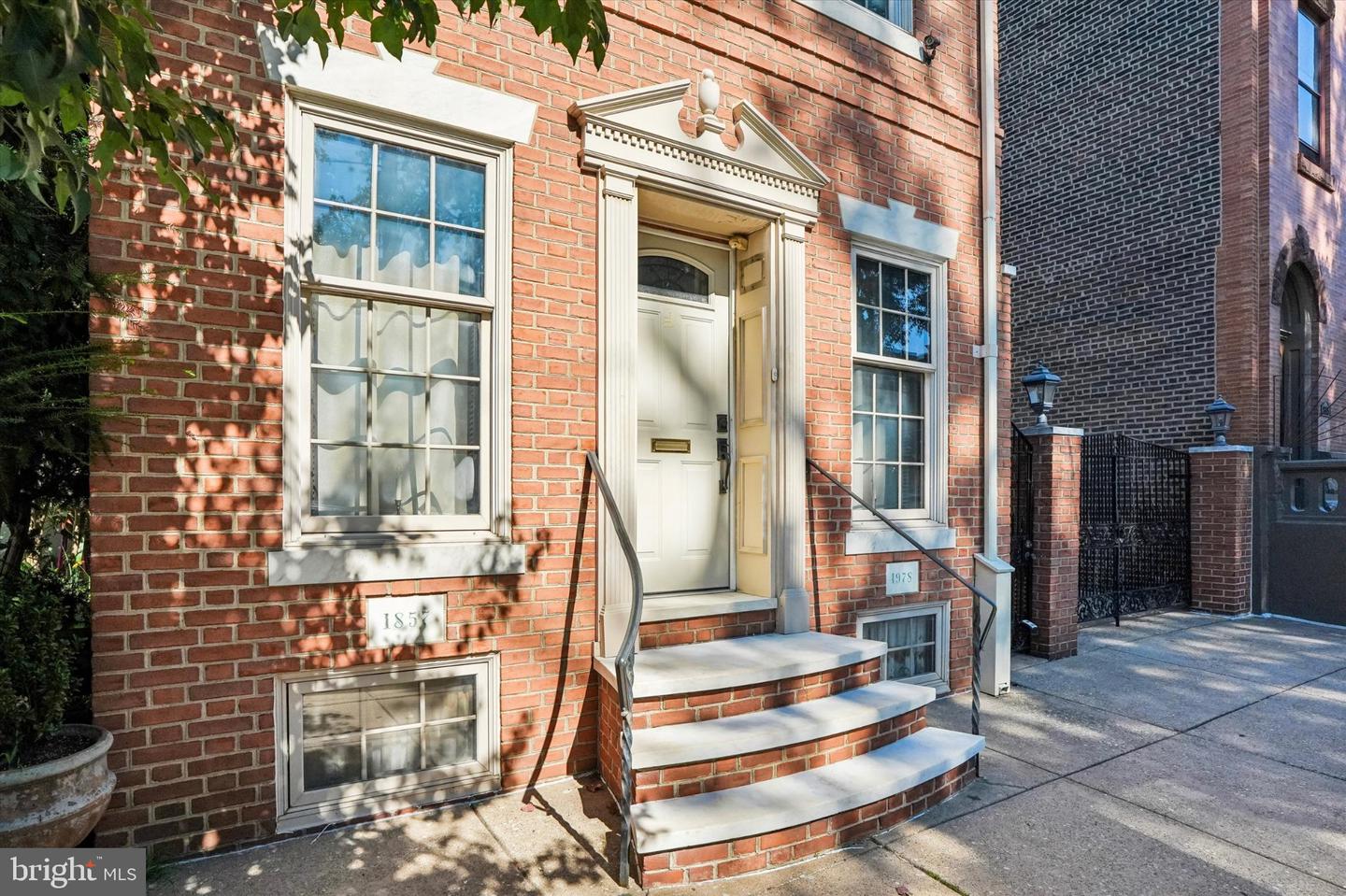 2341-43 E Dauphin St Property Photo 3