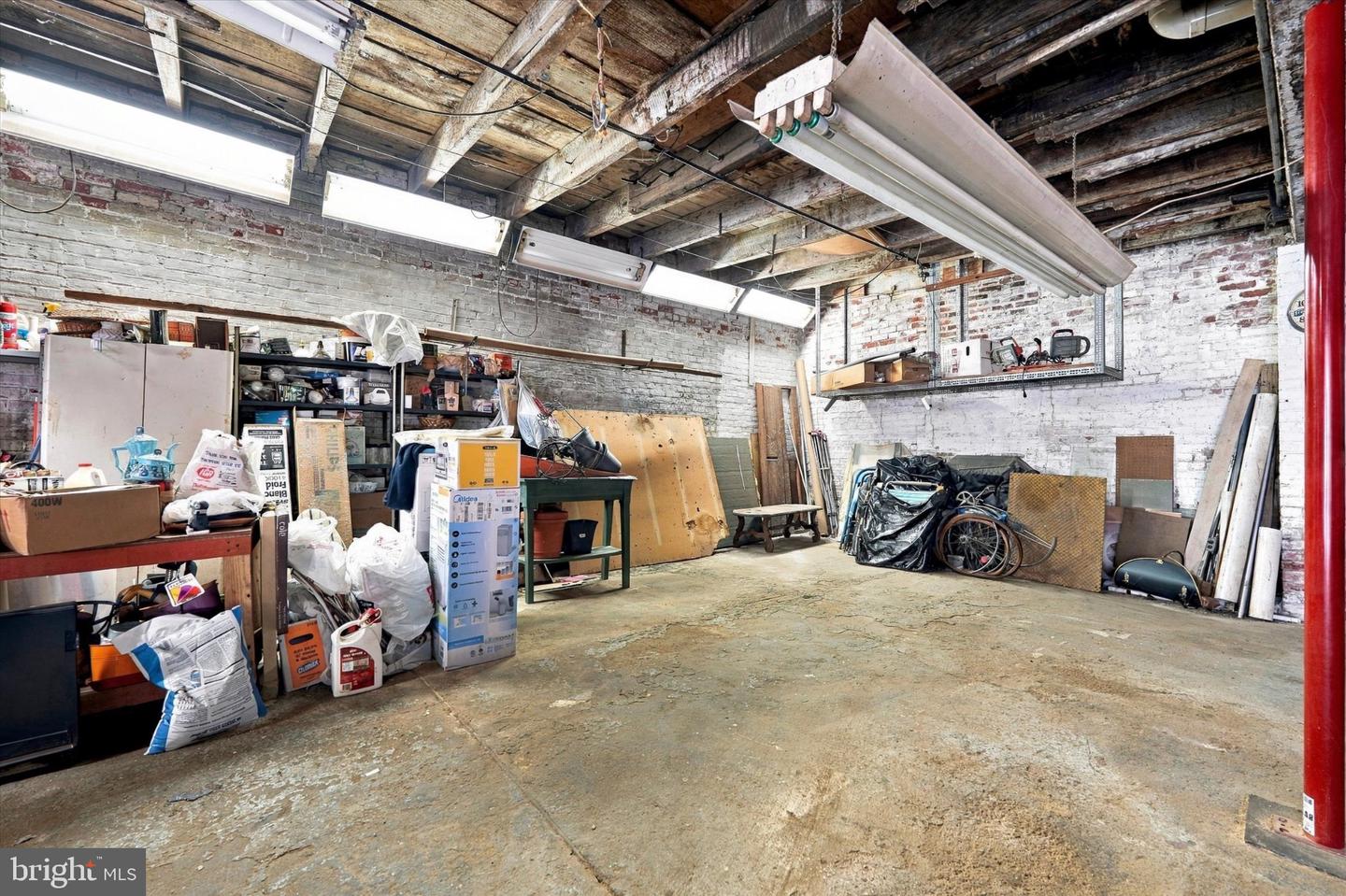 2341-43 E Dauphin St Property Photo 42