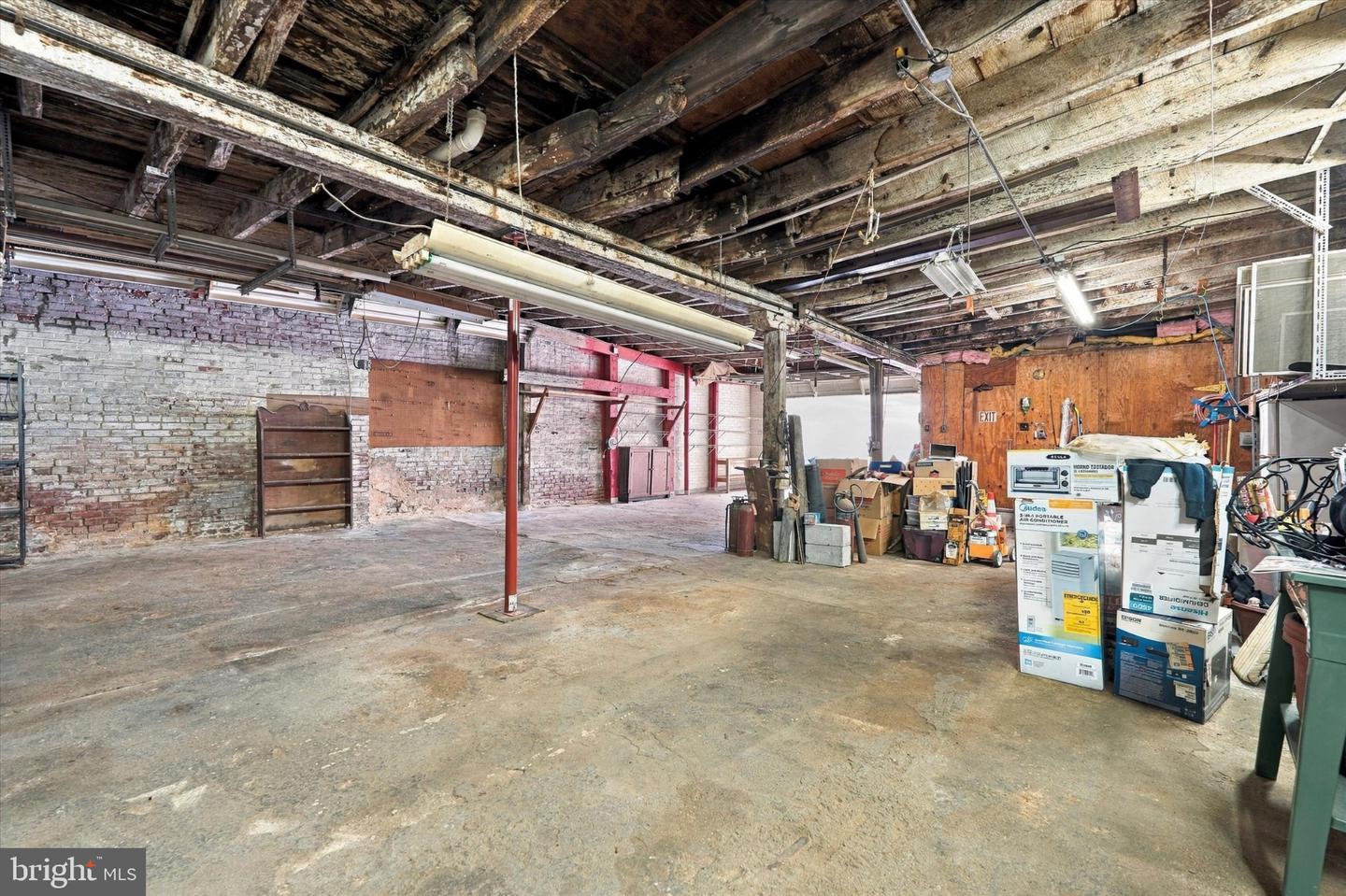 2341-43 E Dauphin St Property Photo 48