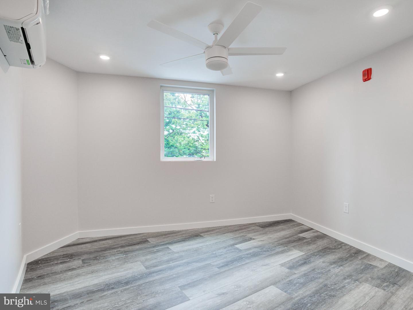 2240 Frankford Ave #3 Property Photo 4