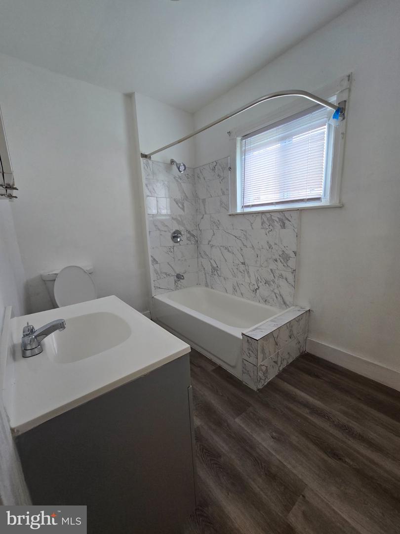 3112 Stillman St Property Photo 16