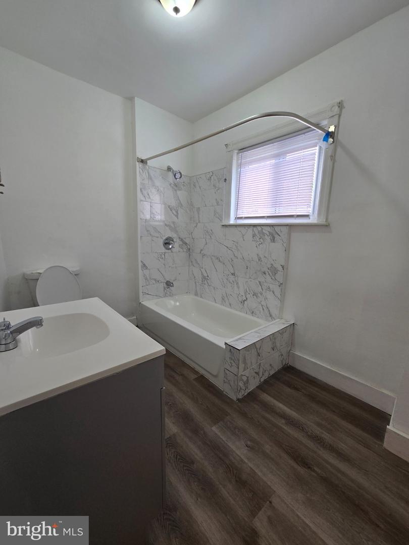 3112 Stillman St Property Photo 17