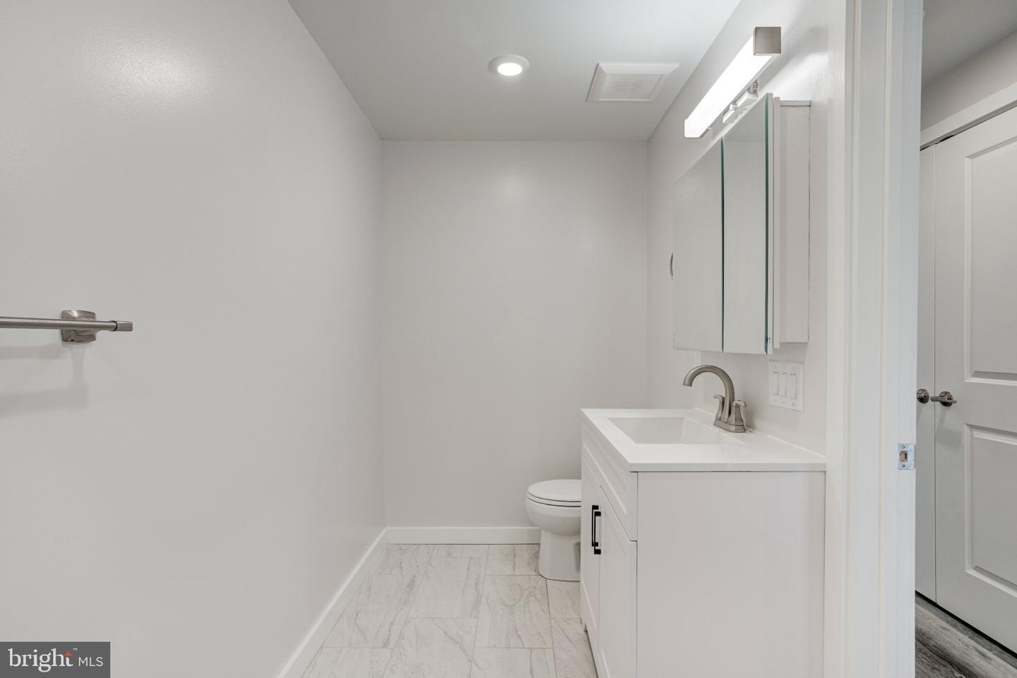 2240 Frankford Ave #4 Property Photo 12