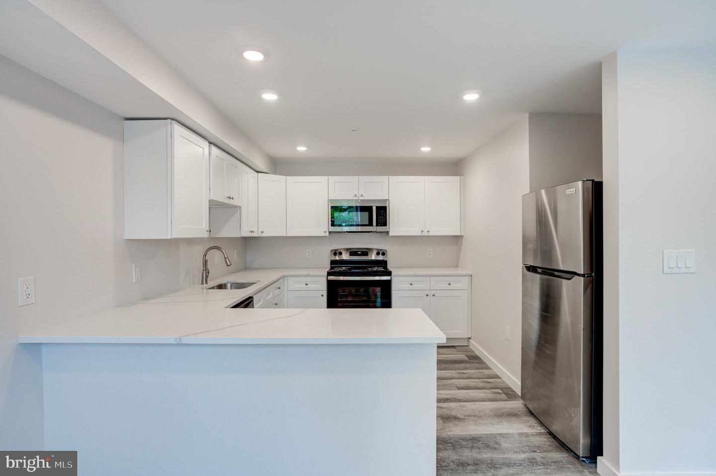 2240 Frankford Ave #4 Property Photo 16