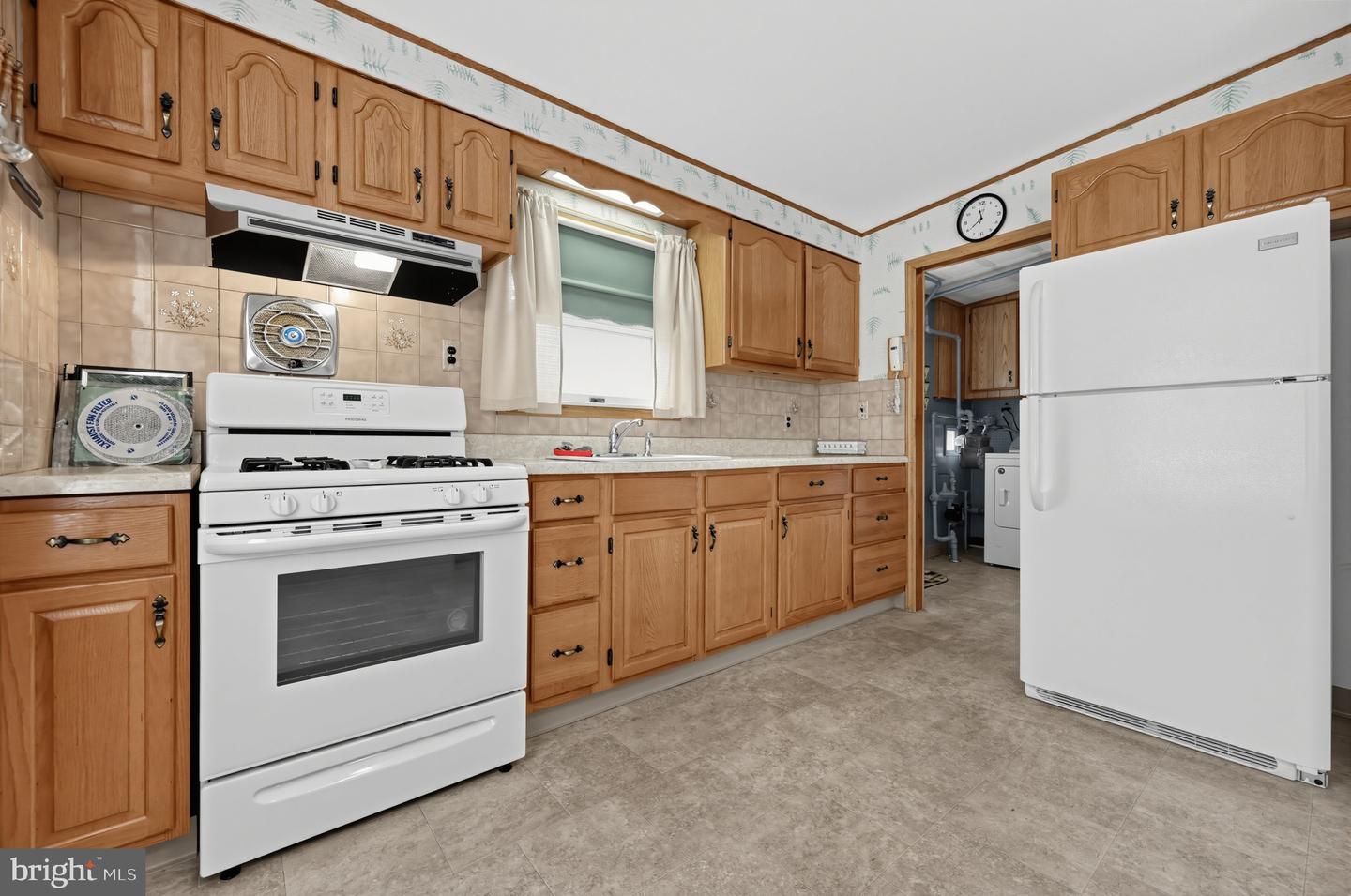 9325 Trout Rd Property Photo 13