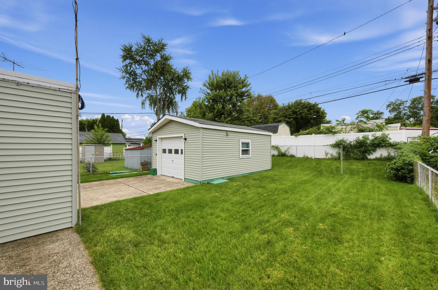 9325 Trout Rd Property Photo 29