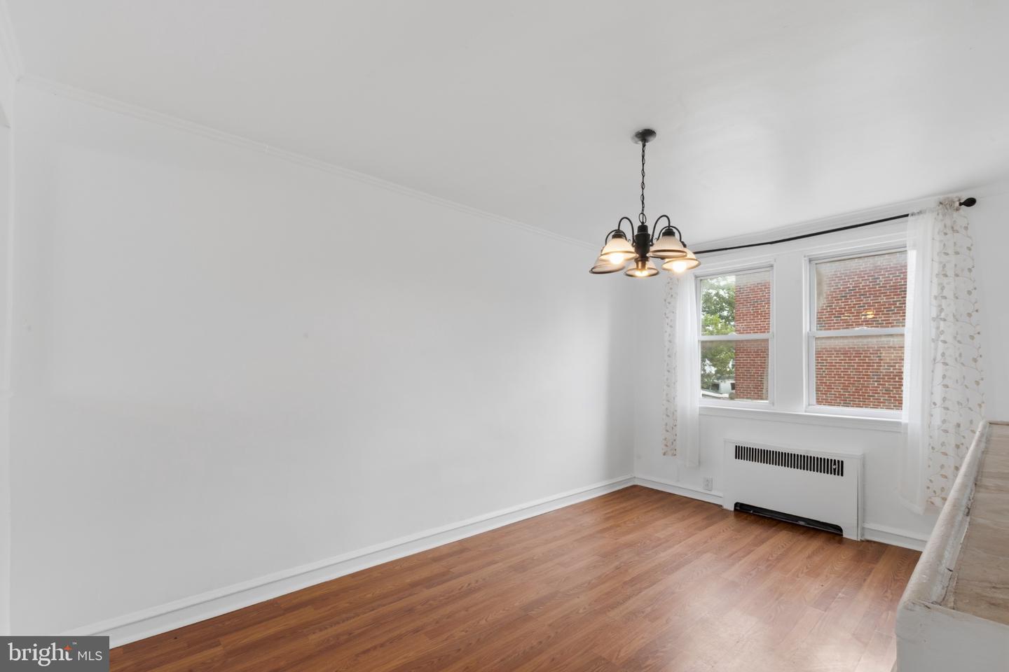 559 E Comly St Property Photo 15