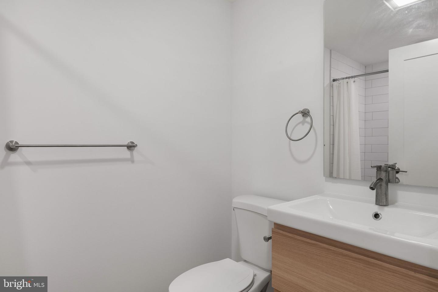 1457 N 28th St Property Photo 16