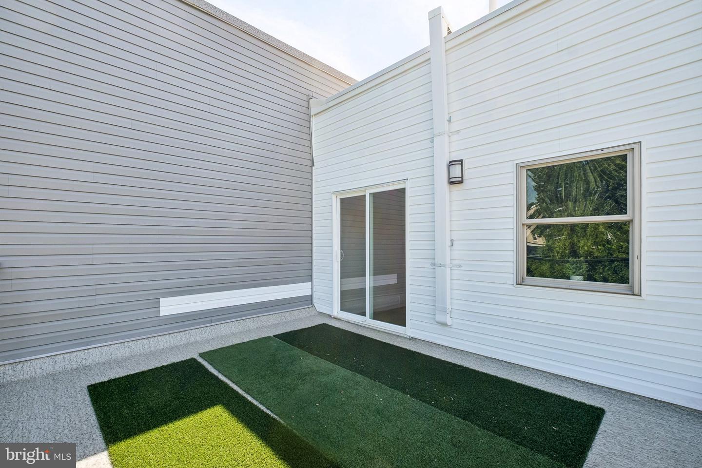 4743 Sheldon St Property Photo 22