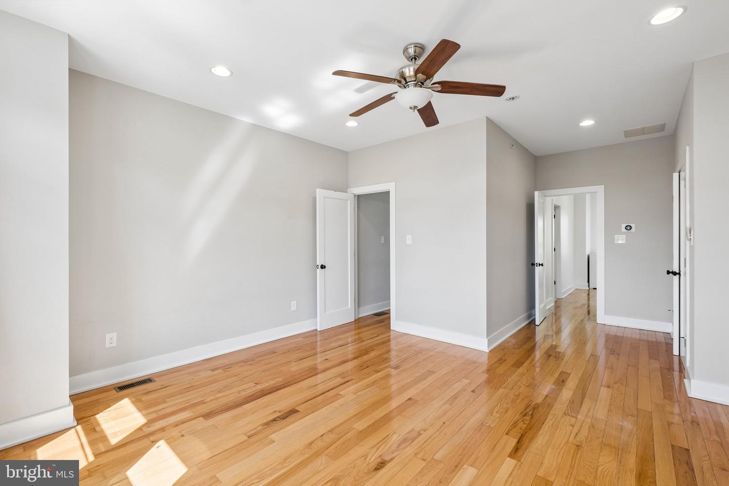 4743 Sheldon St Property Photo 25