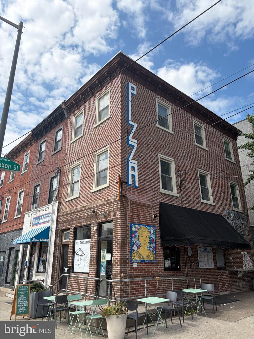 115 E GIRARD AVE #2 Property Photo 1