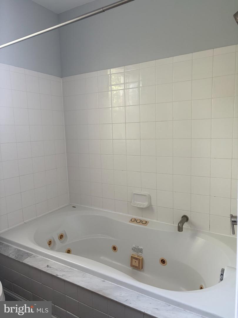 115 E Girard Ave #2 Property Photo 19