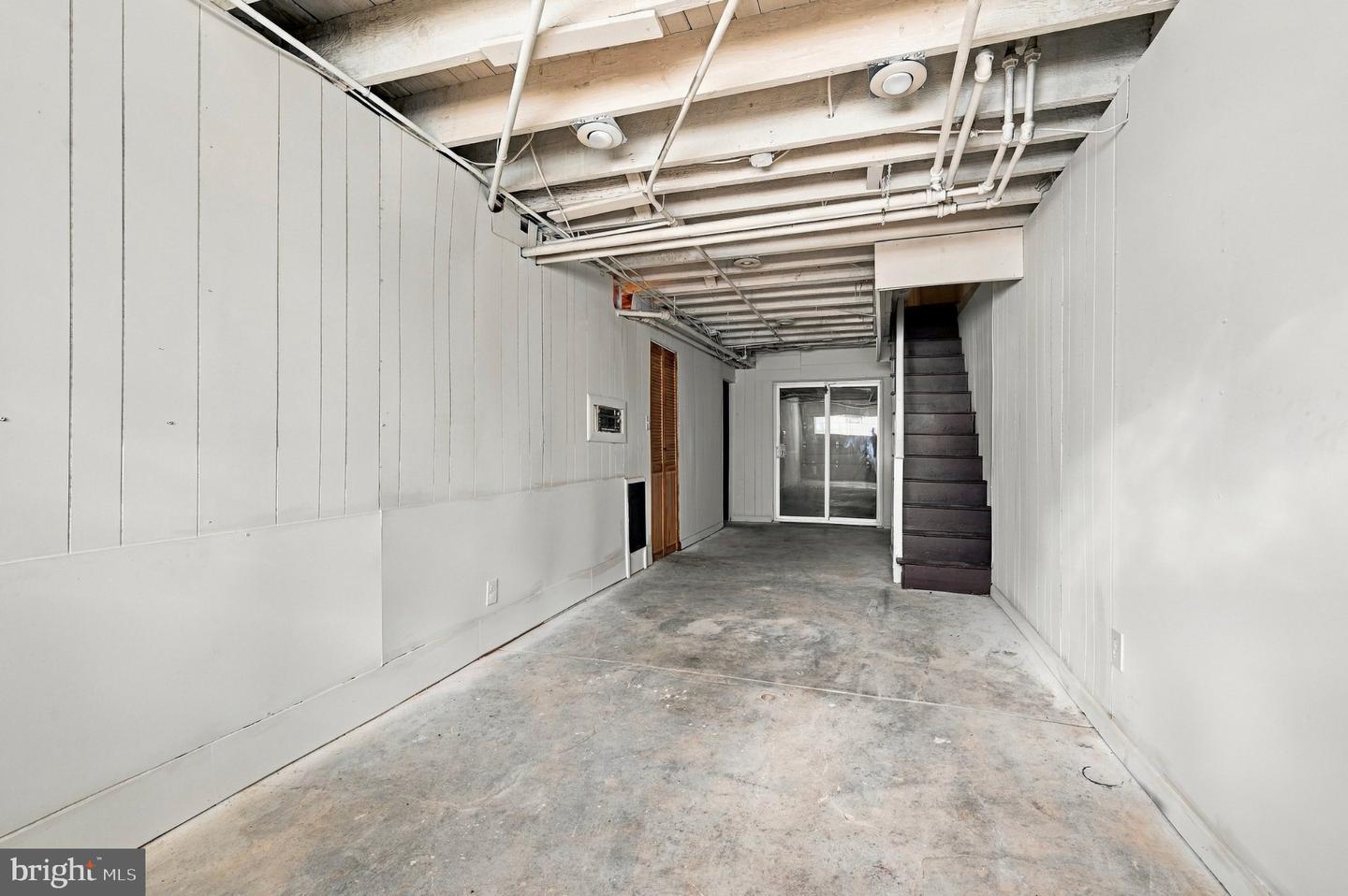 6616 N Gratz St Property Photo 14