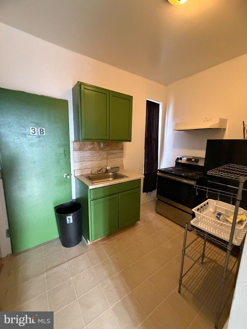 4328 Frankford Ave Property Photo 4