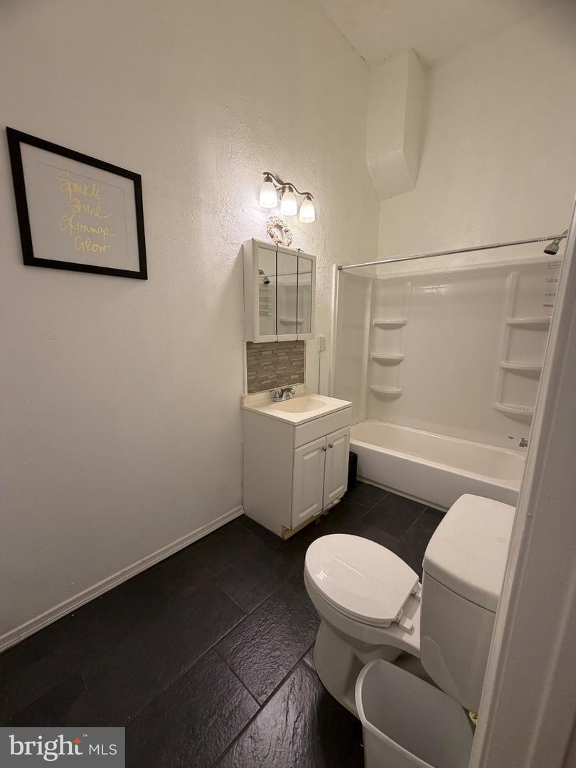4328 Frankford Ave Property Photo 17