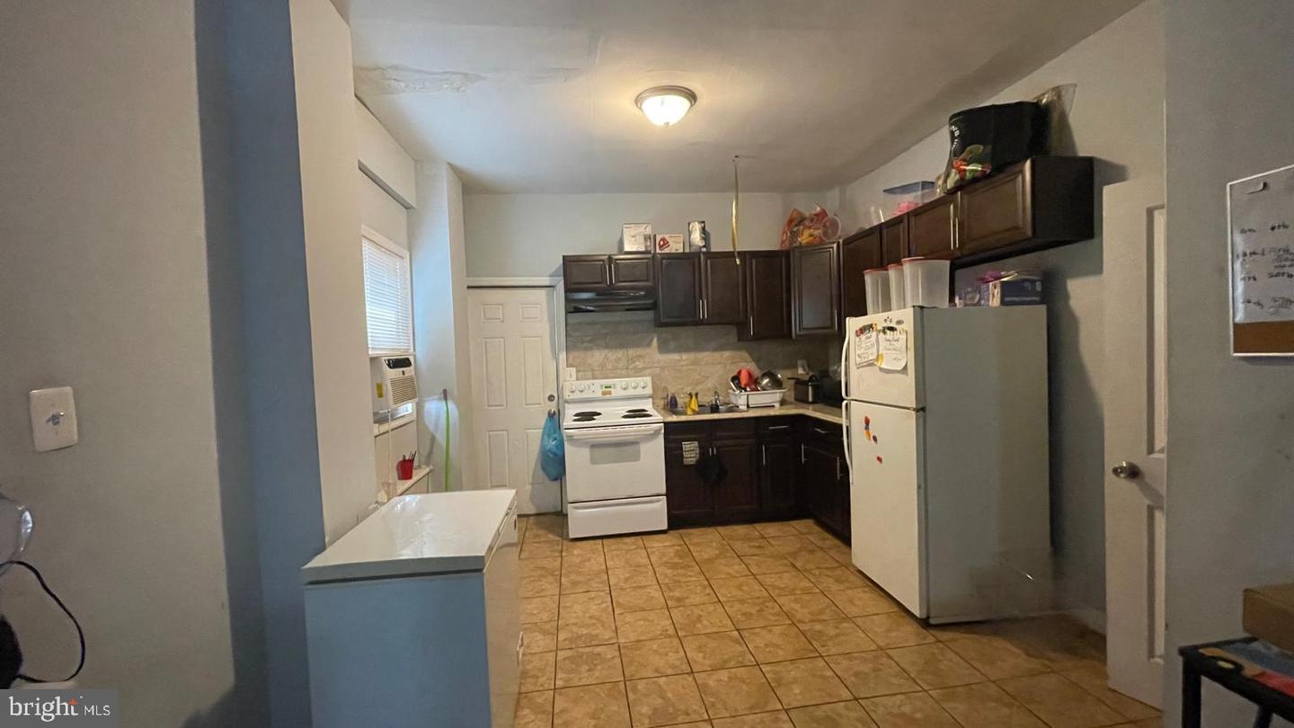 2516 W York St Property Photo 14